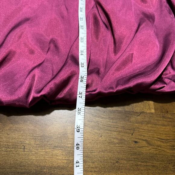 DAVID'S BRIDAL Dress 8‎ Sangria Y-Neck Charmeuse Bubble Hem Formal Wedding - Picture 6 of 13